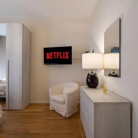 Apartment -15min Dal Colosseo- Aria Condizionata & Netflix Gratis Rome