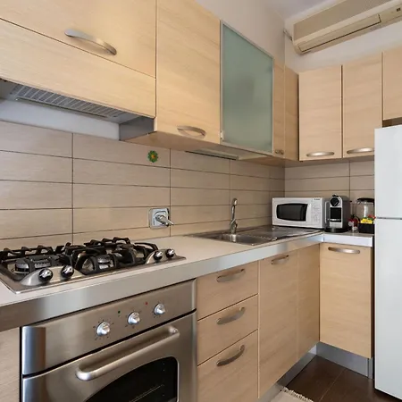 -15min Dal Colosseo- Aria Condizionata & Netflix Gratis Apartmán *